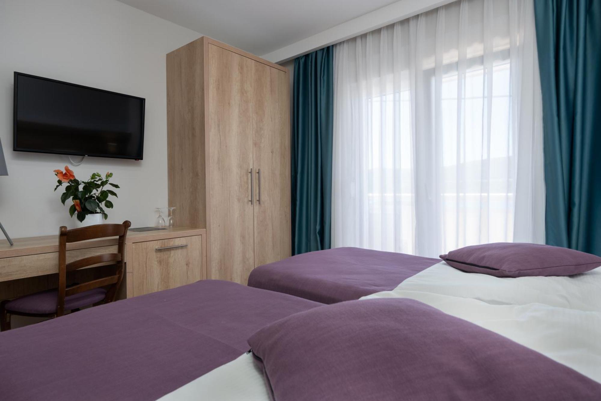 Hotel Porat Neum Exterior photo